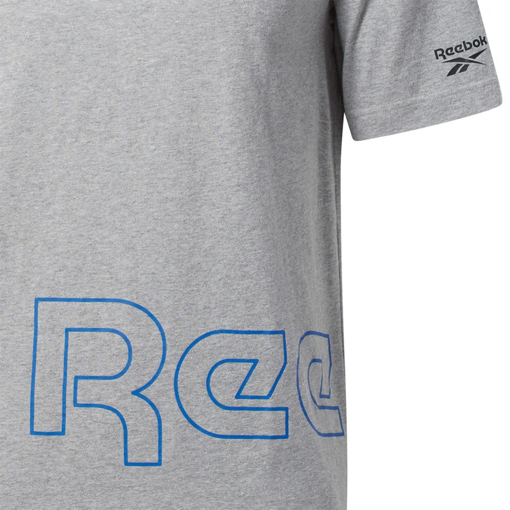 REEBOK - MEN APPAREL - REEBOK RI GRAPHIC REEBOK SS TEE - II0795 - ShopbCODE
